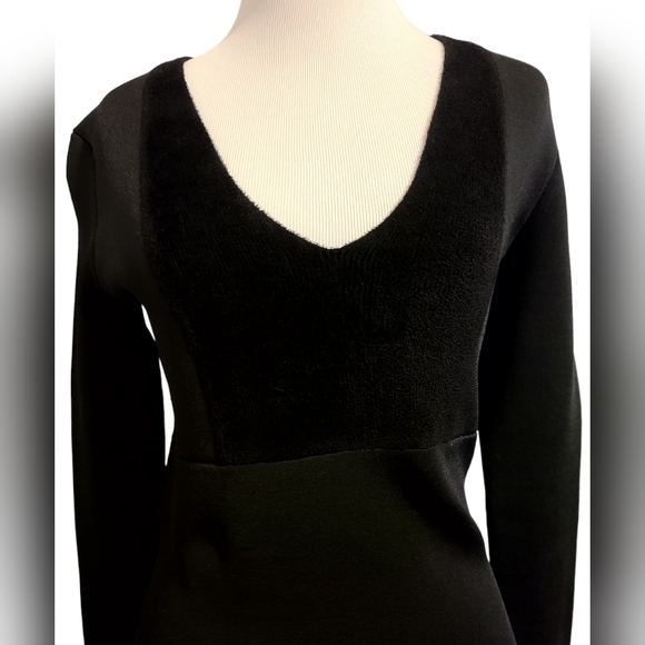 Issa London "Marnie" fit and flare dress - Picture 3 of 5